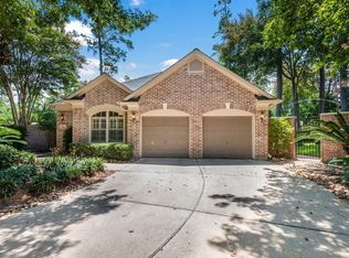 14 Greenside Pl, Spring, TX 77381