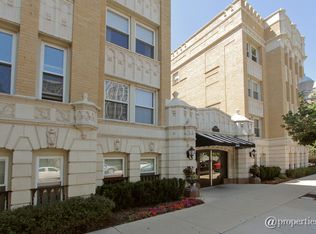 4240 N Clarendon Ave APT 203S, Chicago, IL