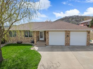 129 Bluffview Dr, Winona, MN 55987