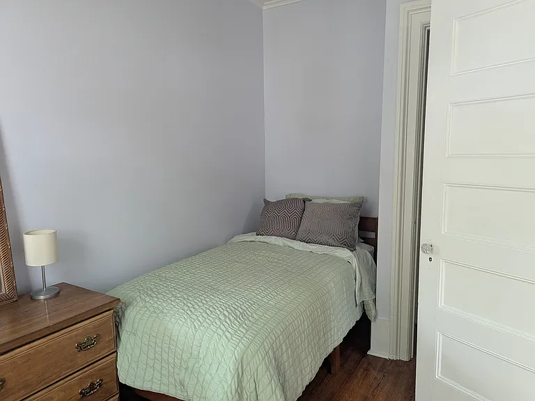 Front bedroom