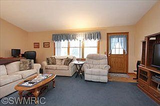 3rd image of 5428 Mildred Ave SE