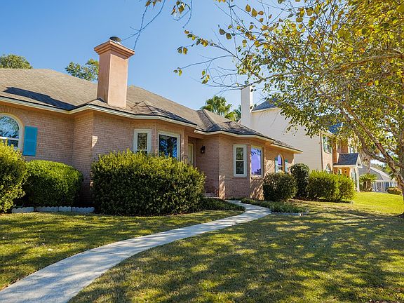 4th image of 2525 Buena Vista Cir