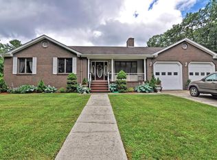 665 Locust St, Swansea, MA 02777