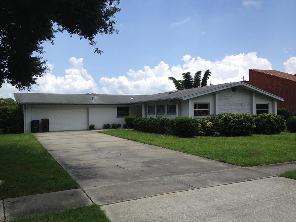 1st image of 3675 Royal Oak Dr