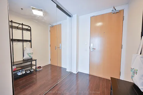 375 King St W #2908 Photo 1