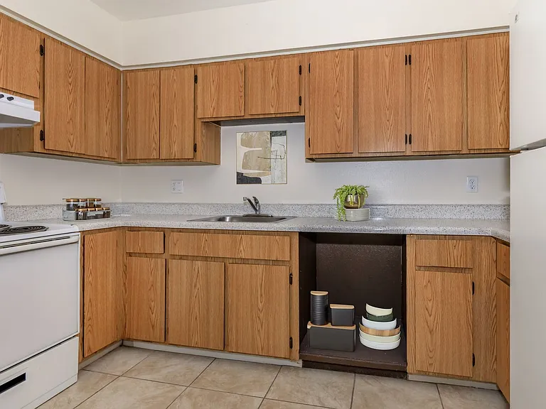 5535 W McDowell Rd — Photo 71