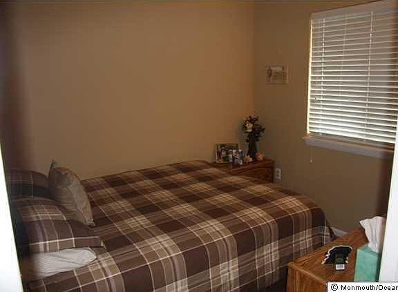 5th image of 1919 Bay Blvd Unit A32-a32c