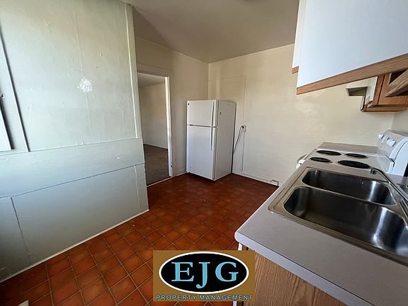 4th image of 55 S Main St #2