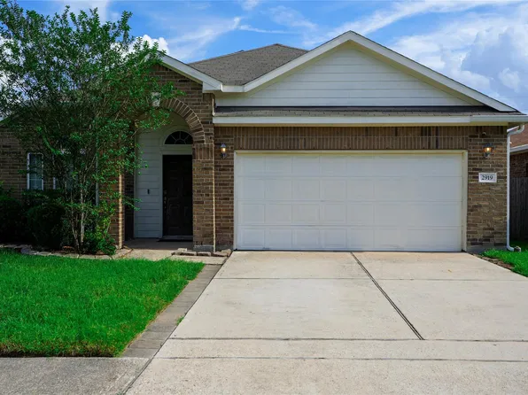 2919 Silverchase Meadows Dr, Houston, TX 77014