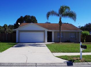 7518 Arms Dr, Zephyrhills, FL 33540