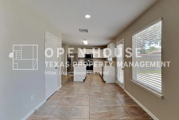 16968 Scenic Knl — Photo 6
