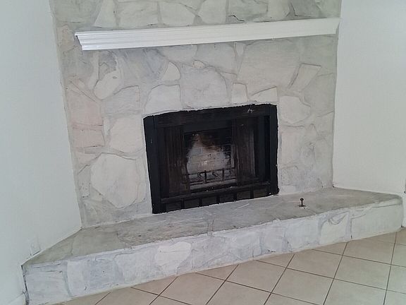 3rd image of 7620 Tara Rd