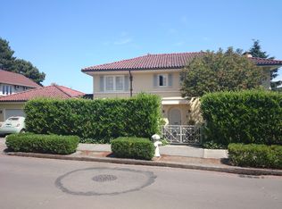 1600 40th Ave, Seattle, WA 98122