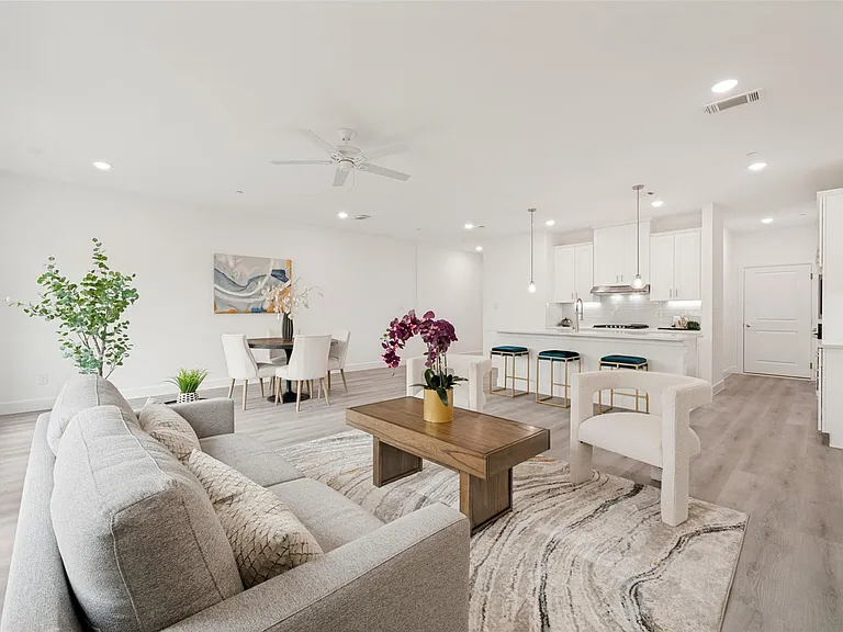 5609 Woodlands Dr — Photo 5