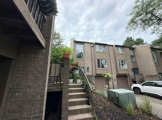 121 Locust Ct, Mount Oliver, PA 15237