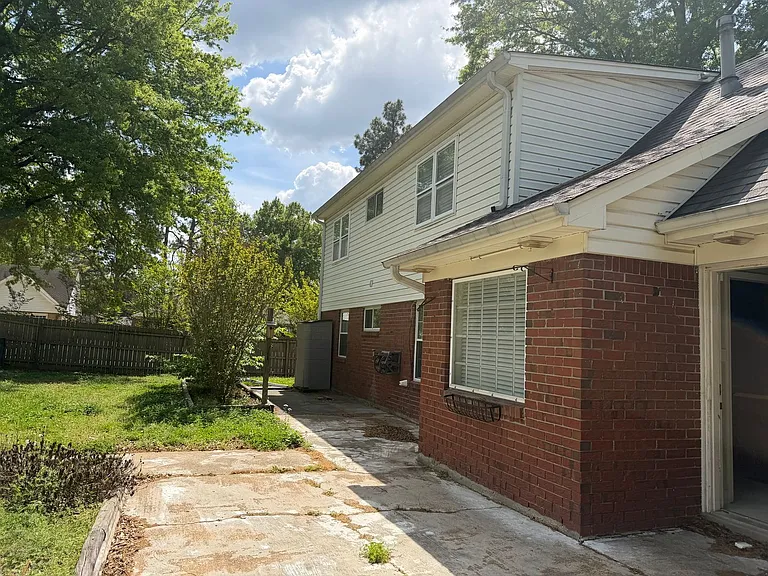 3432 Lynchburg St — Photo 23