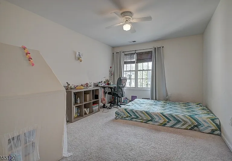 408 Kensington Ln — Photo 11
