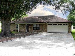 109 Leisure Ln, Whitehouse, TX 75791