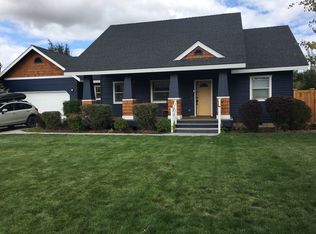 2290 NE Lakeridge Dr, Bend, OR 97701