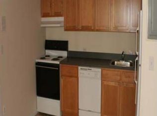 2036 26th St, Astoria, NY 11105