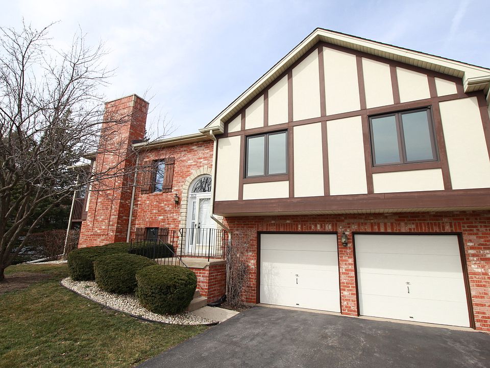 2nd image of 9903 Shady Ln #18
