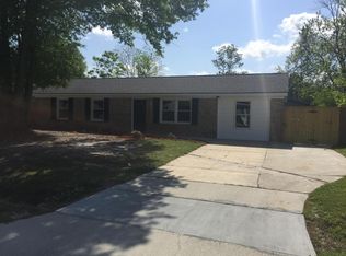 207 Gardenia St, Summerville, SC 29483