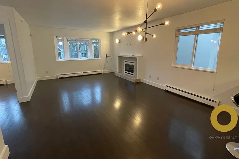 857 E 27th Ave #1A — Photo 8