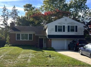 402 Longfield Rd, Erdenheim, PA 19038