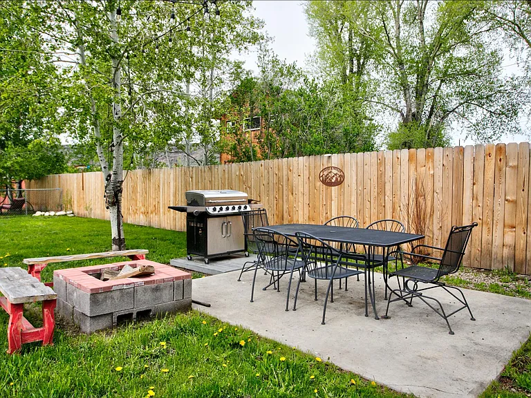 405 Nevava St #1 — Photo 5