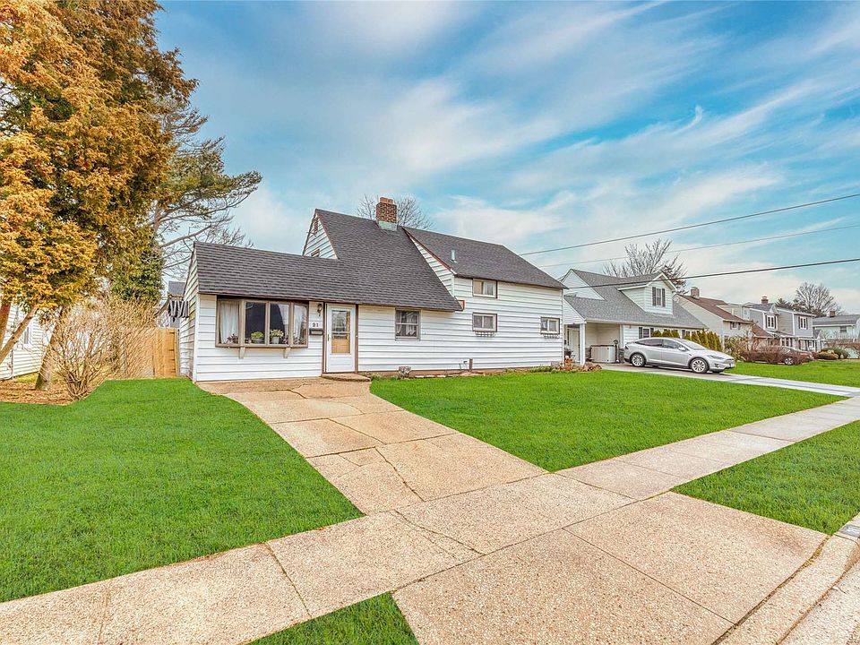 21 Bayberry Lane, Levittown, NY 11756 Zillow
