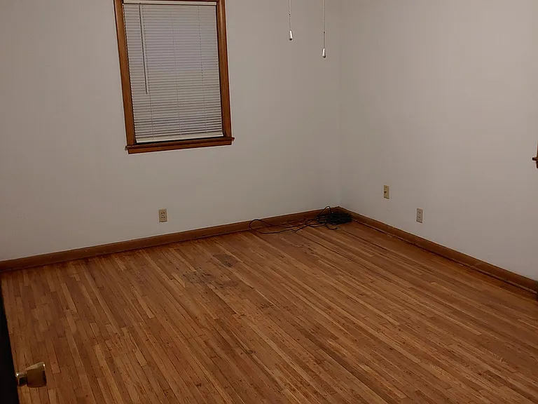 2628 Iowa St — Photo 8