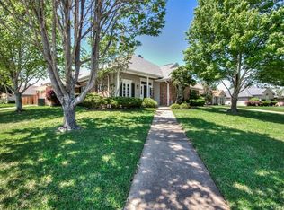 2301 Middle Creek Blvd, Bossier City, LA 71111