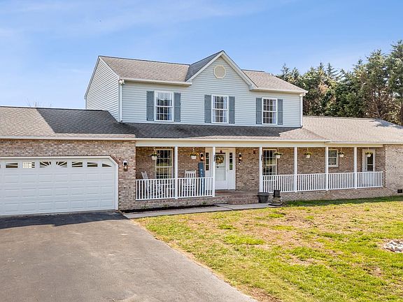 2nd image of 29162 Log Cabin Hill Rd