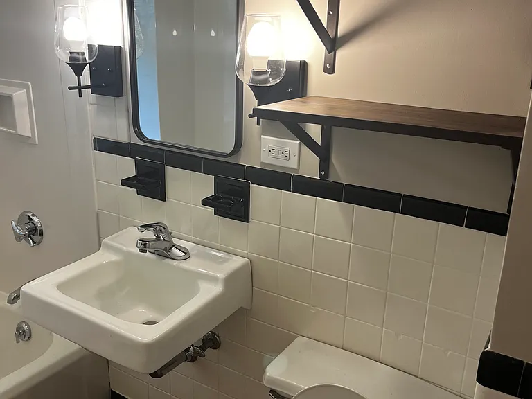 92 Lyman St #1 — Photo 11