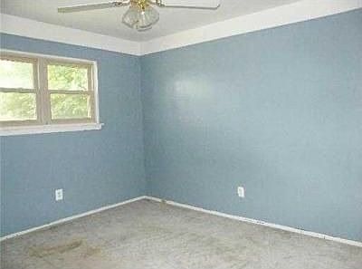 2nd image of 409 Shotka St