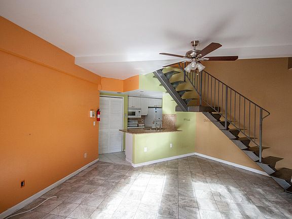 Comfortable duplex unit