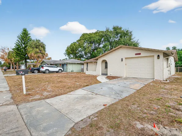 8626 Robilina Rd, Port Richey, FL 34668