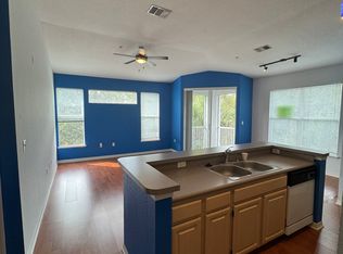 5707 Legacy Crescent Pl UNIT 301, Riverview, FL 33578