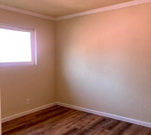4th image of 455 S 8th St APT 5