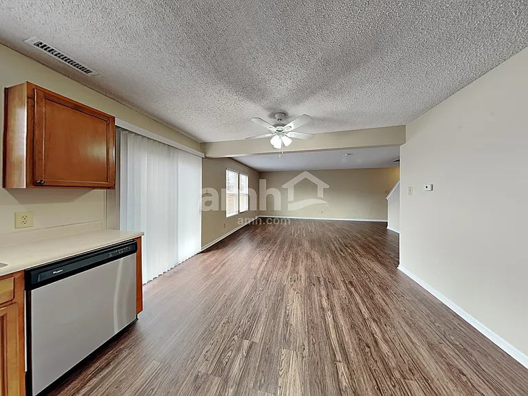 9559 Stargazer Dr — Photo 5