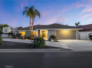 30391 Spray Dr, Canyon Lake, CA 92587