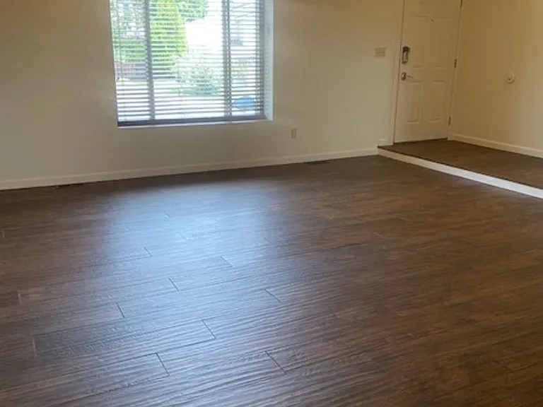 3725 Sedgewood Way — Photo 3