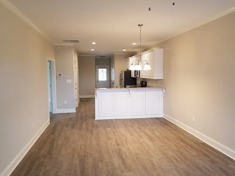 2300 Brookville Dr #A — Photo 3