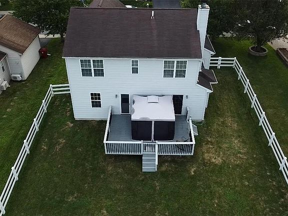2nd image of 2680 Hickory Dr