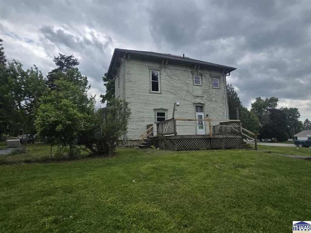 1193 Crescent Dr #125, Greencastle, IN - More