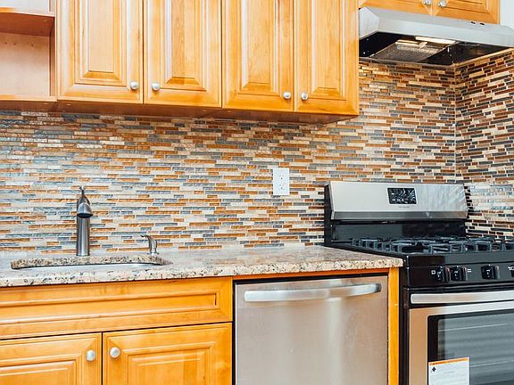 4th image of 5410 Flushing Ave APT 3L
