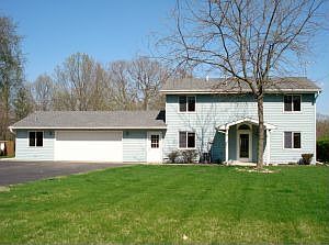 2nd image of 38 Arrowhead Ct