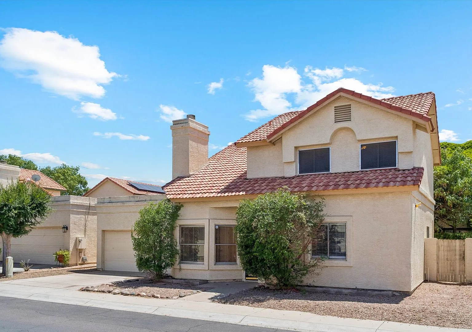 Coming Soon! 3 BR/3BA | Newly Renovated Single Family Home | 1-Car Garage Parking | In Chandler! — Photo 3