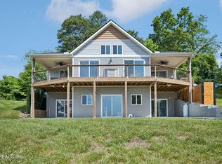 408 Ernie Roberts Rd, Rutledge, TN 37861