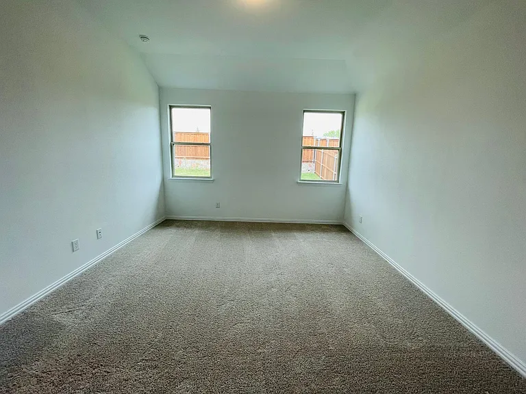 1836 Lockhart Dr — Photo 8